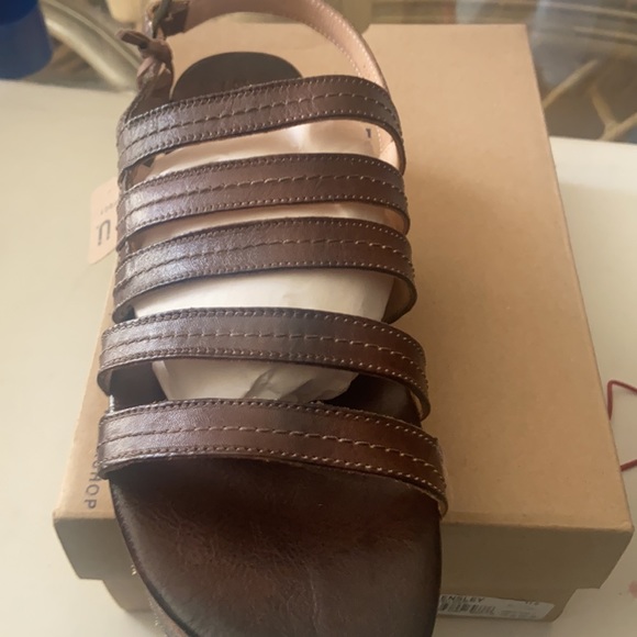 Bed Stu Shoes Bed Stu Ensley Leather Strappy Sandals Poshmark